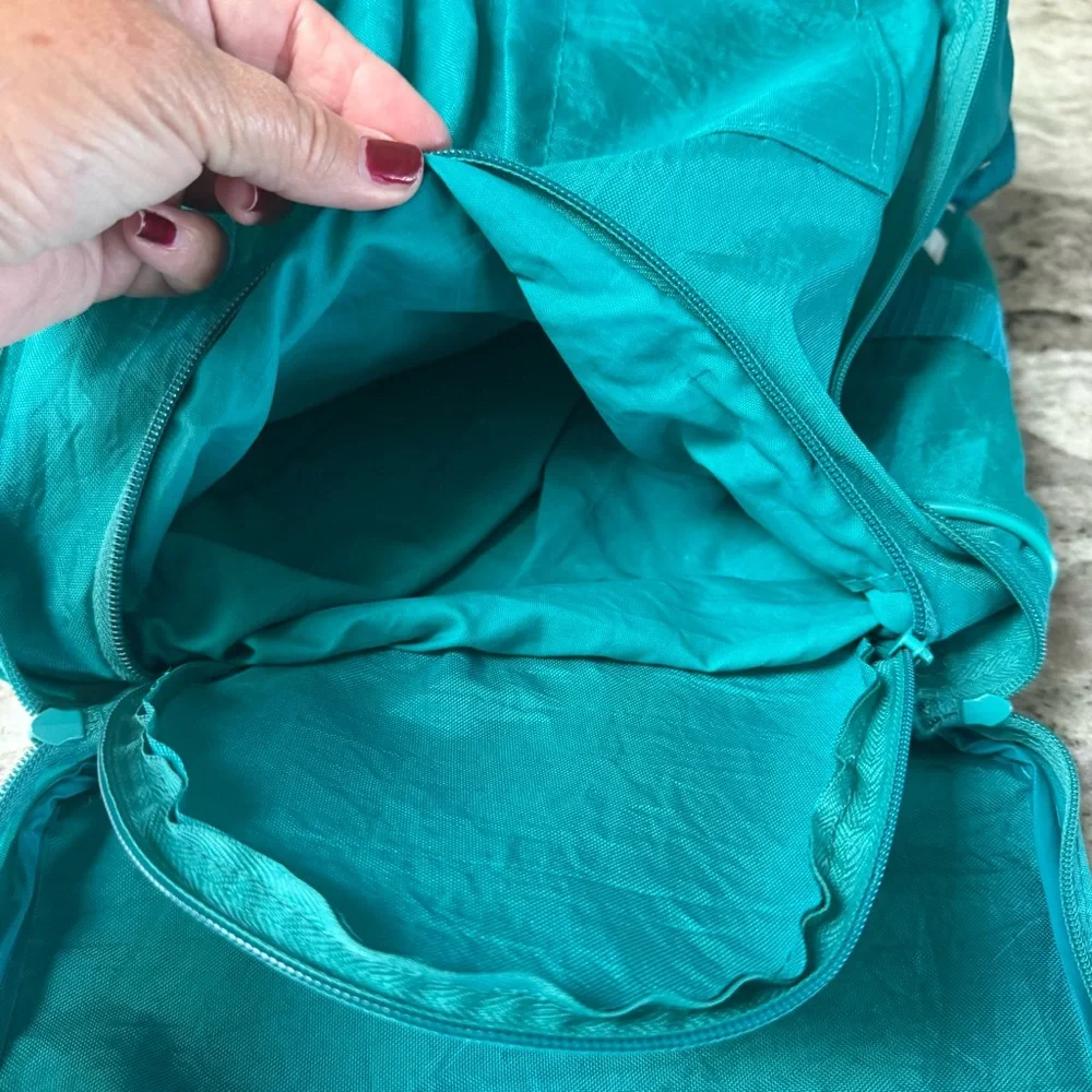 Vintage Alpine Duffel Bag–Teal Canvas Gym/Travel Bag with Retro Mountain Graphic